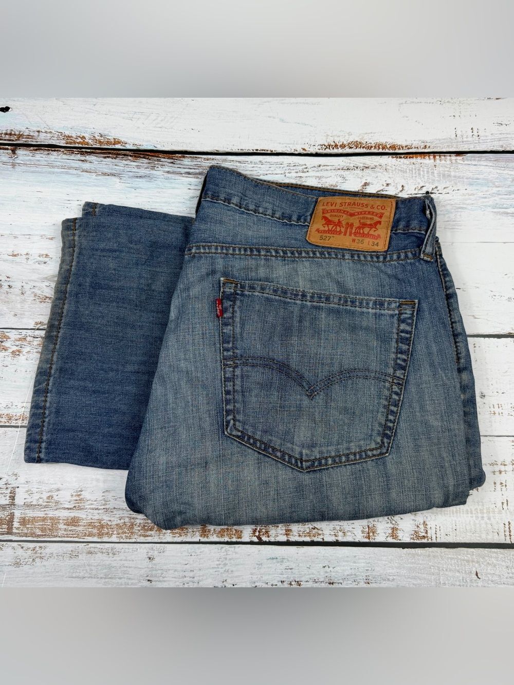Levi's Men's 527 Slim bootcut Faded Medium Wash Jeans